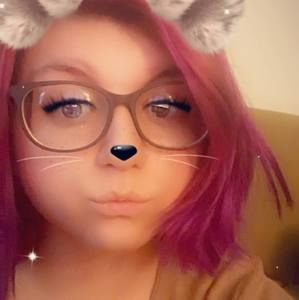 Meet your Posher, Brittney